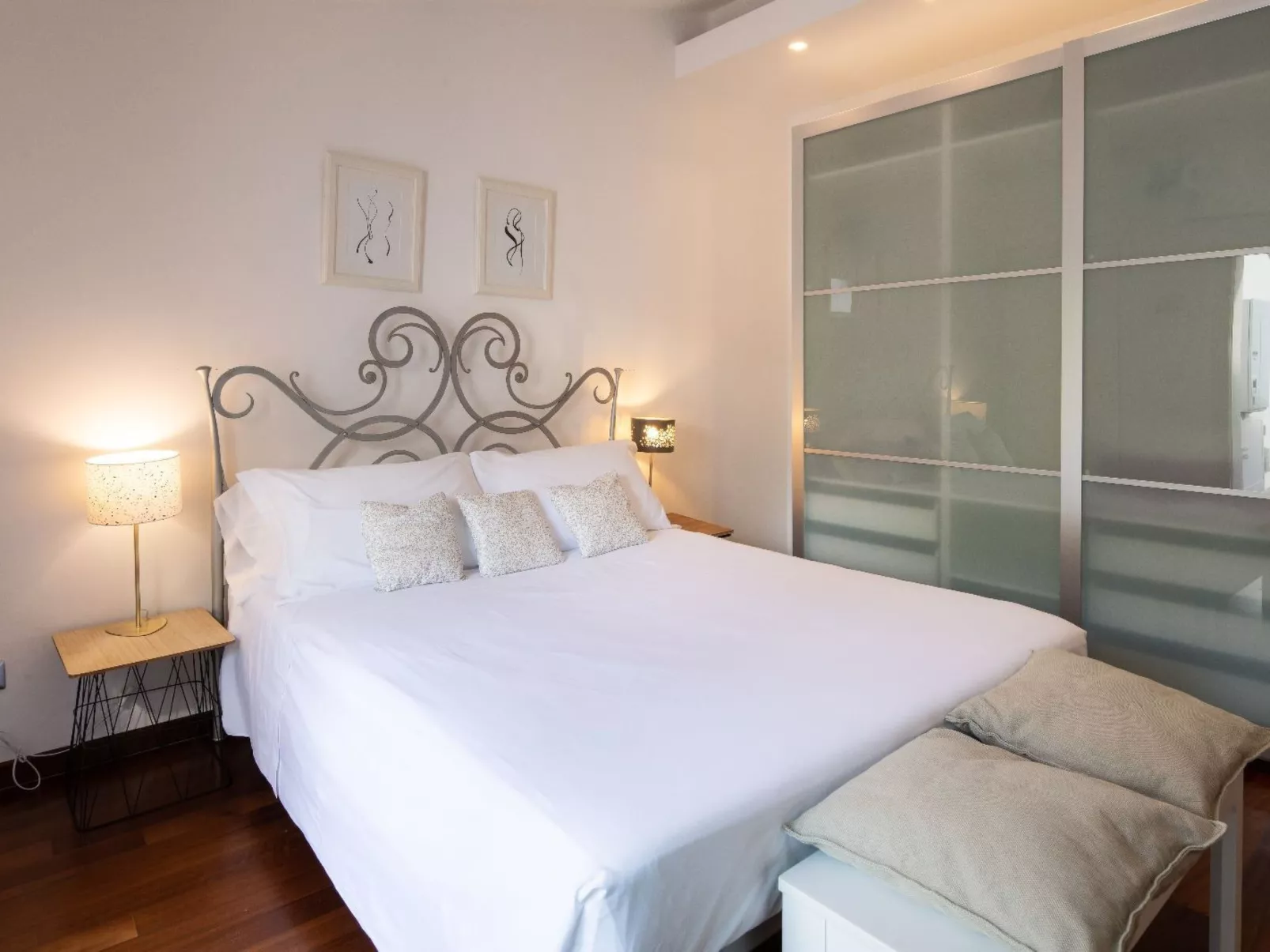 Villa Carlino White - Inside