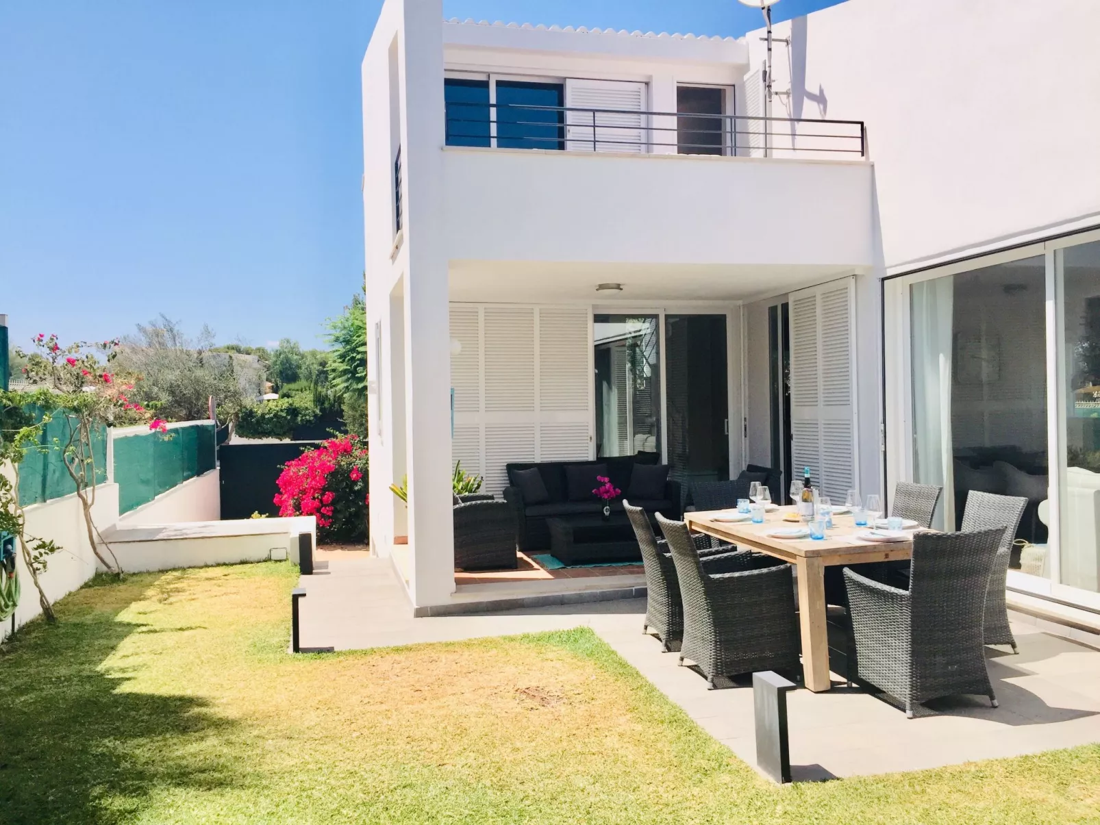 Strandvilla Beach and Ocean in Son Serra De Mari - Outside