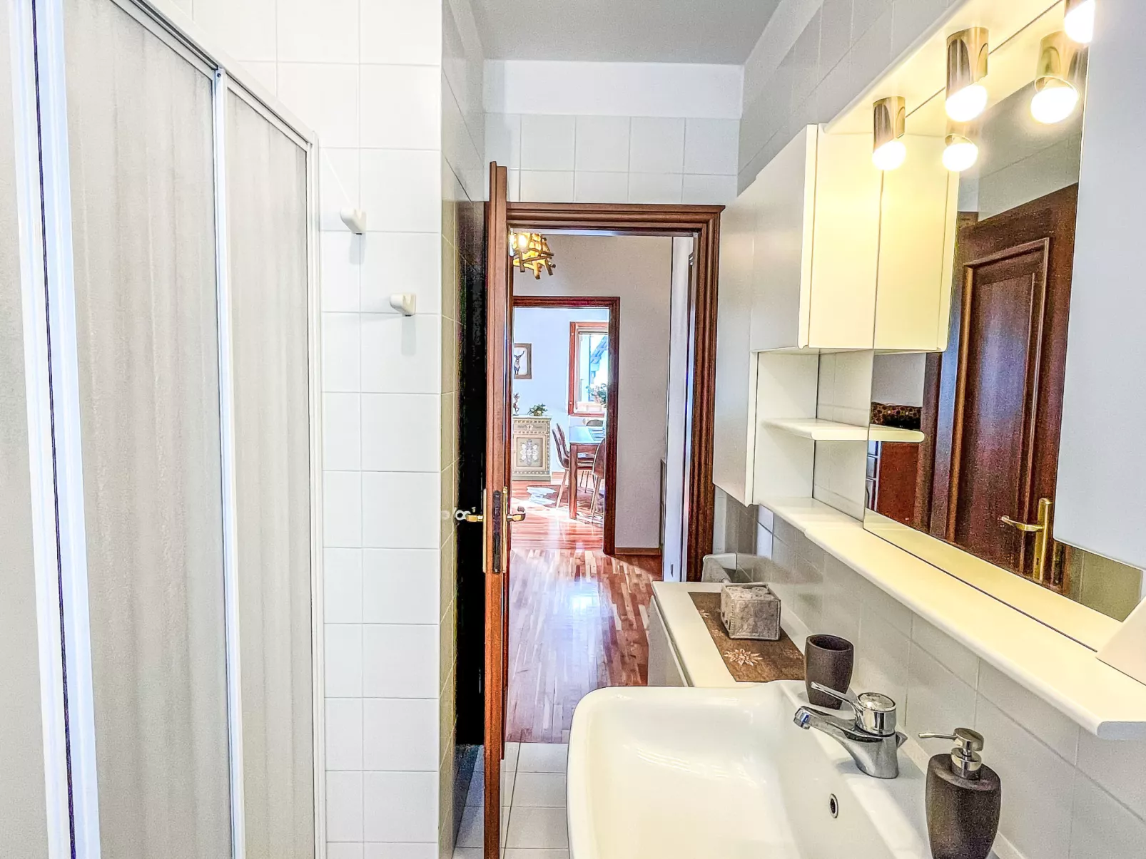 Maison Ginevra - Drinnen