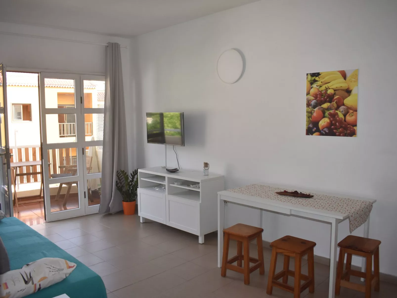 Große Wohnung in Playa De La Calera mit Schönem Balkon - Image-tags.info