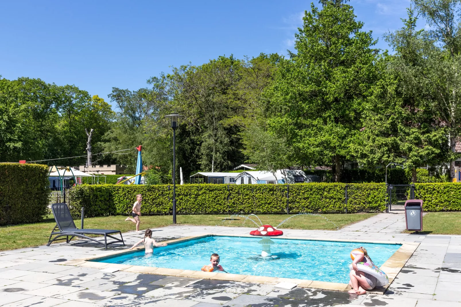 Residence De Eese 28-Park facilities