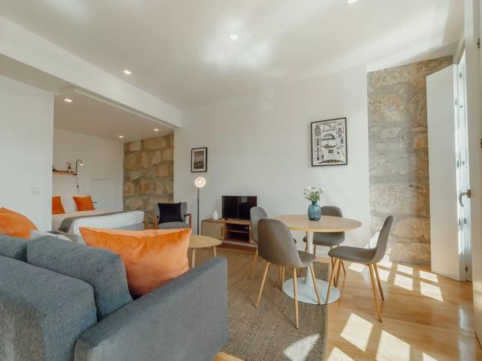 COURTYARD OPORTO DESIGN APARTMENT B - Drinnen