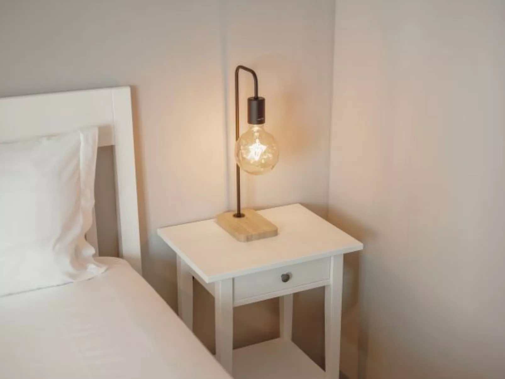 CRYSTAL PALACE GARDEN STYLISH APARTMENT - Inside