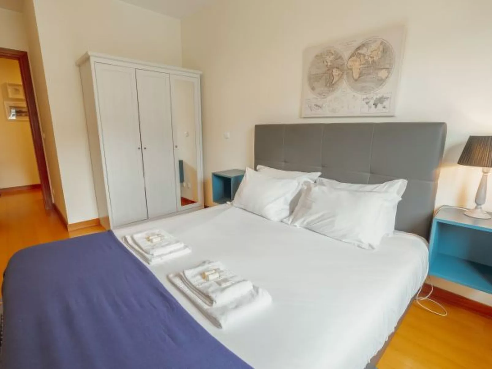 DOWNTOWN DELUXE 6 by VACATIONY - Drinnen