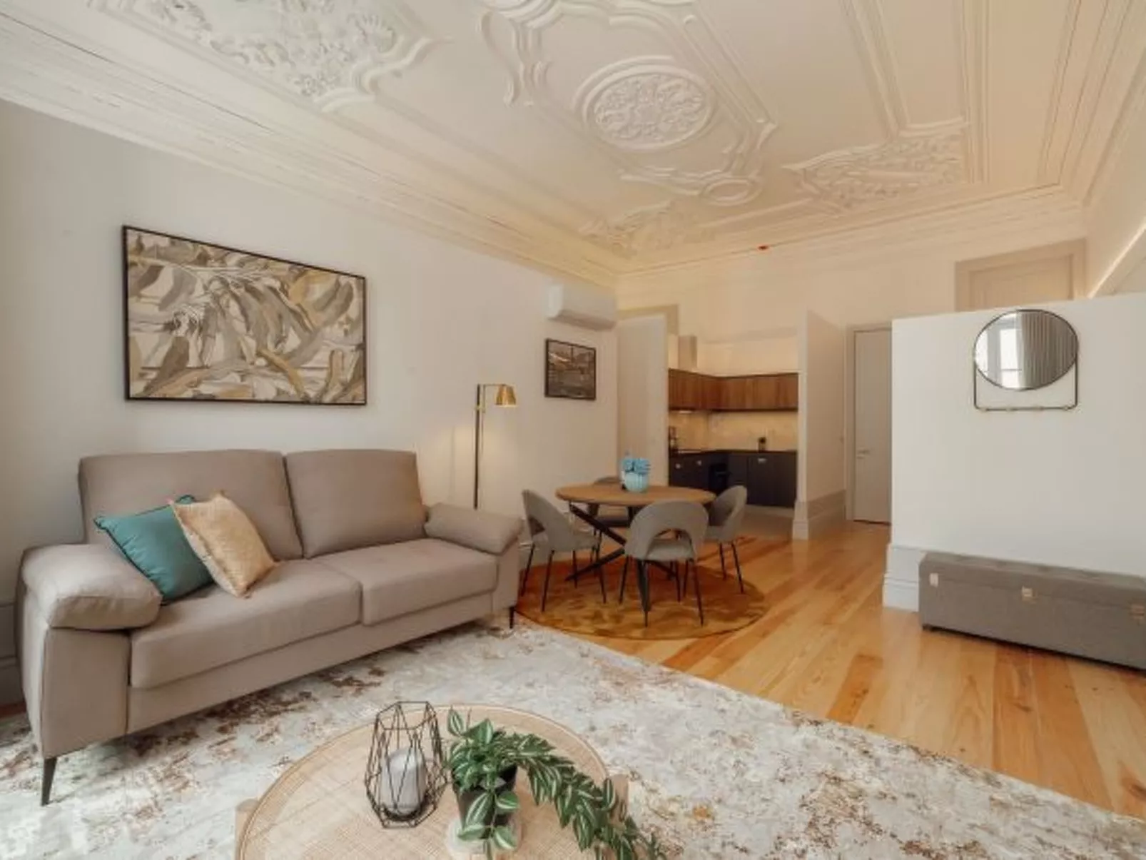 HEART OF PORTO APARTMENT A by VACATIONY - Drinnen