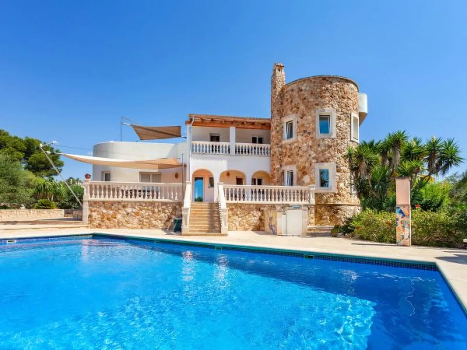 Villa Can Flores - Image-tags.info