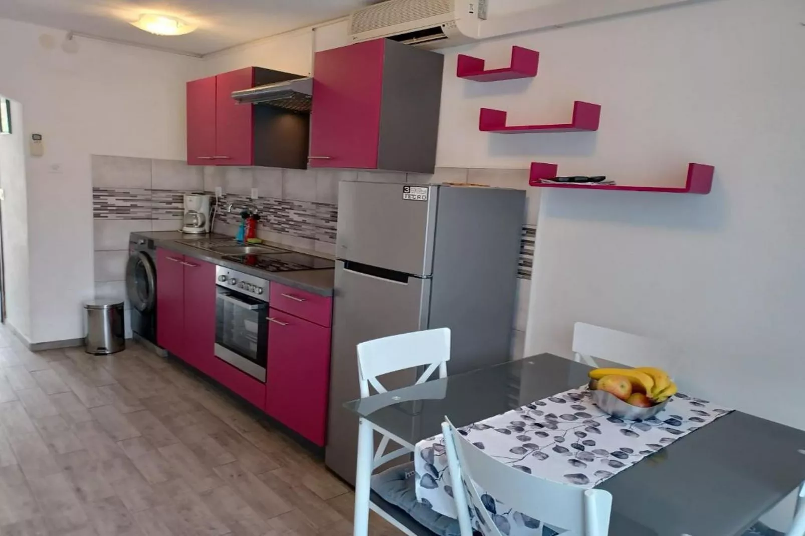 Apartments Katarina -Two Bedroom Apartment with Balcony and Sea View (A4) - Intérieur