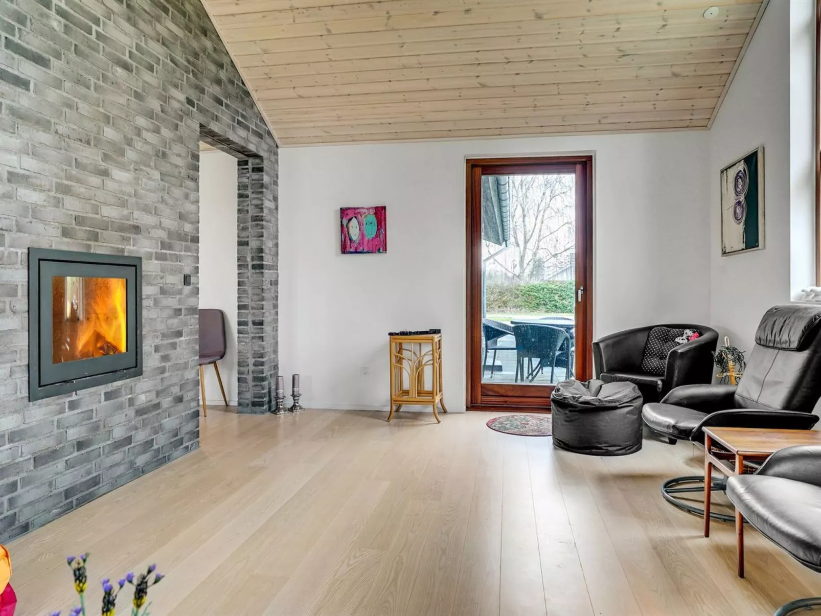 "Orm" - 550m to the fjord - Inside