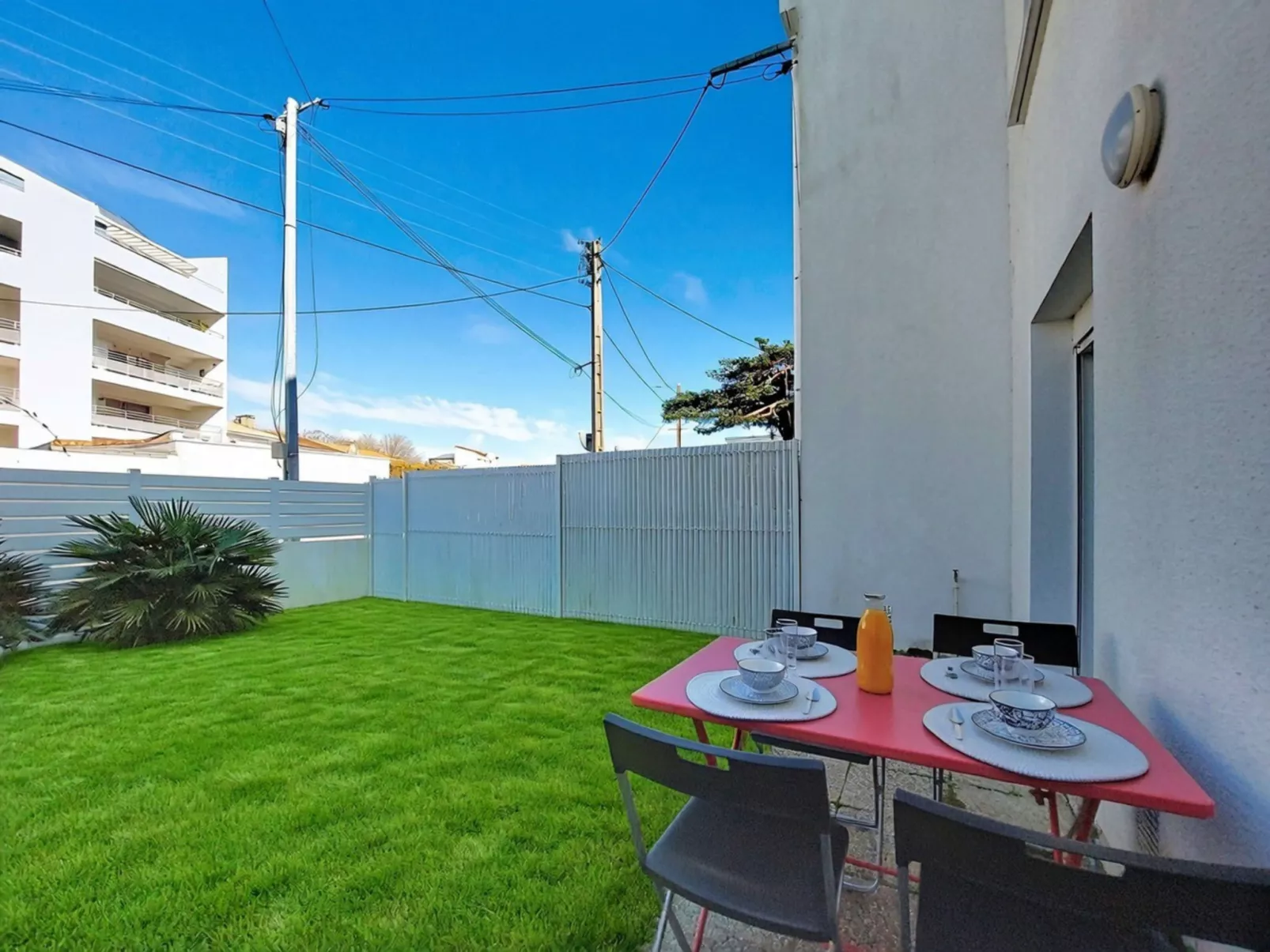 Les Sables - Draußen