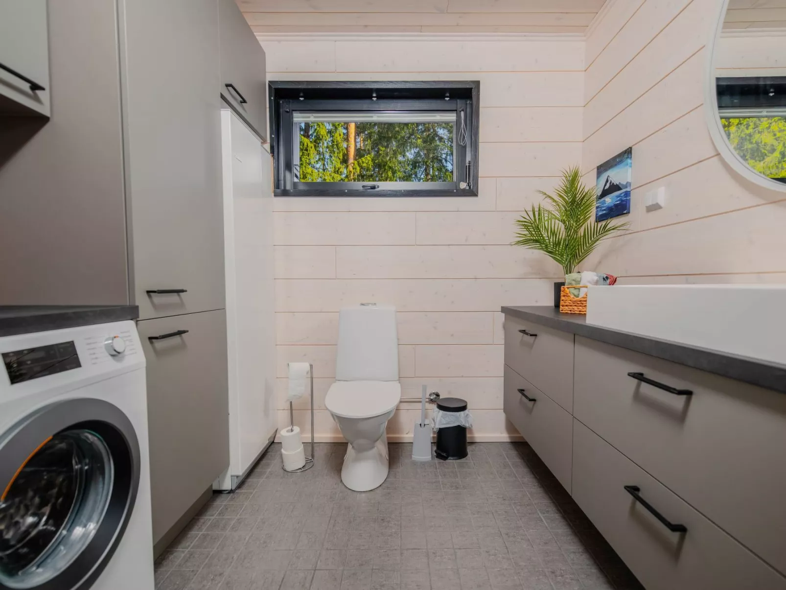 Sjöboda hill - Drinnen