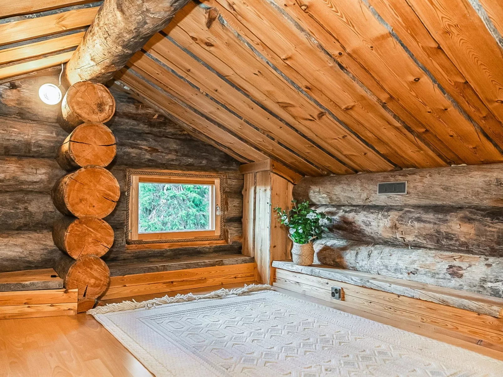 Rukan pilvimaja - Inside