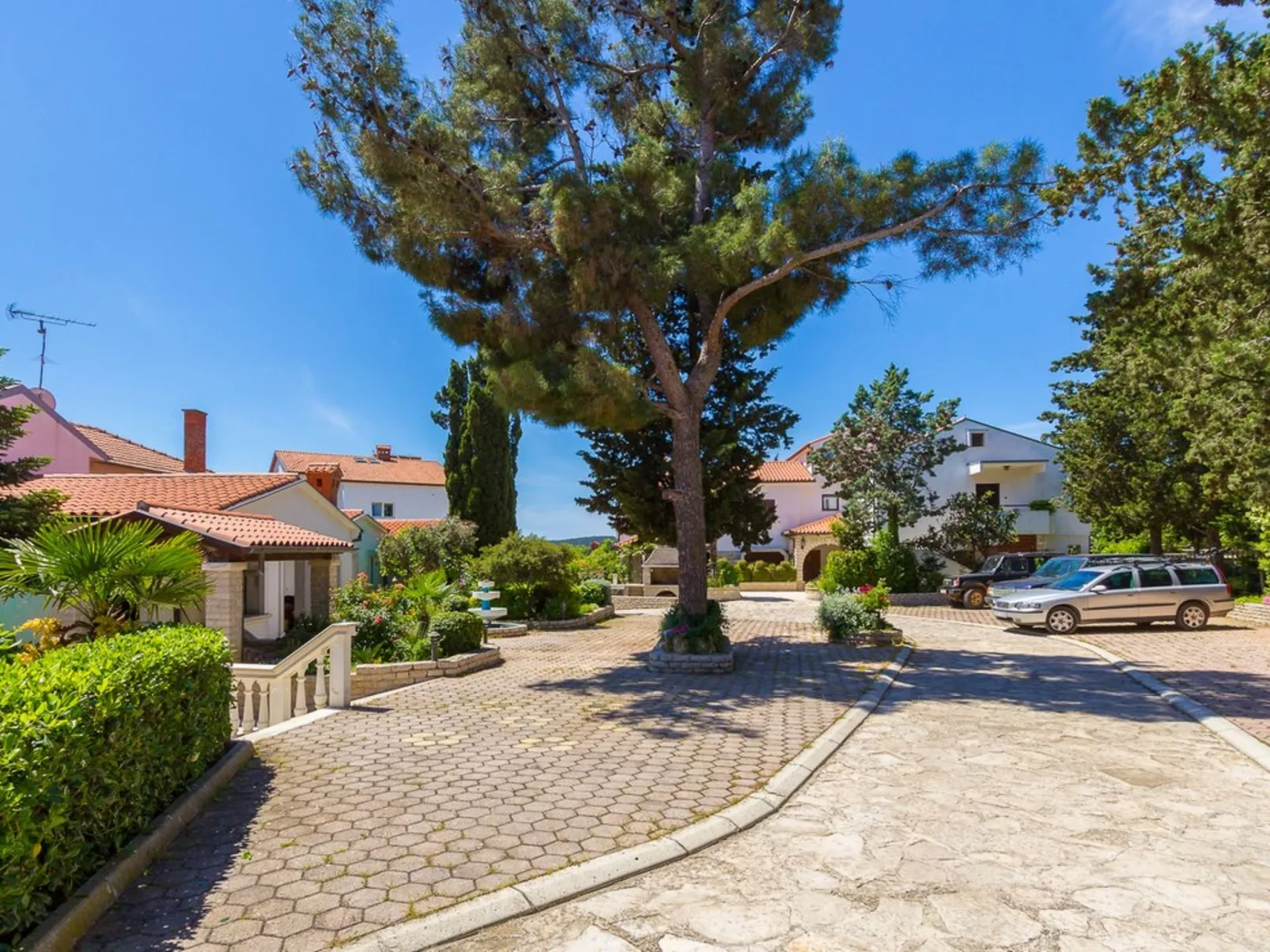 House Vjera - Image-tags.info