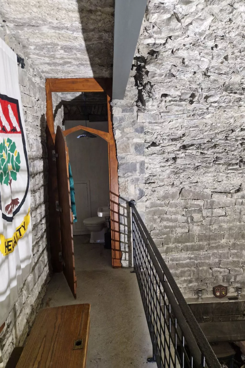 Schloss Ballindooley - Inside