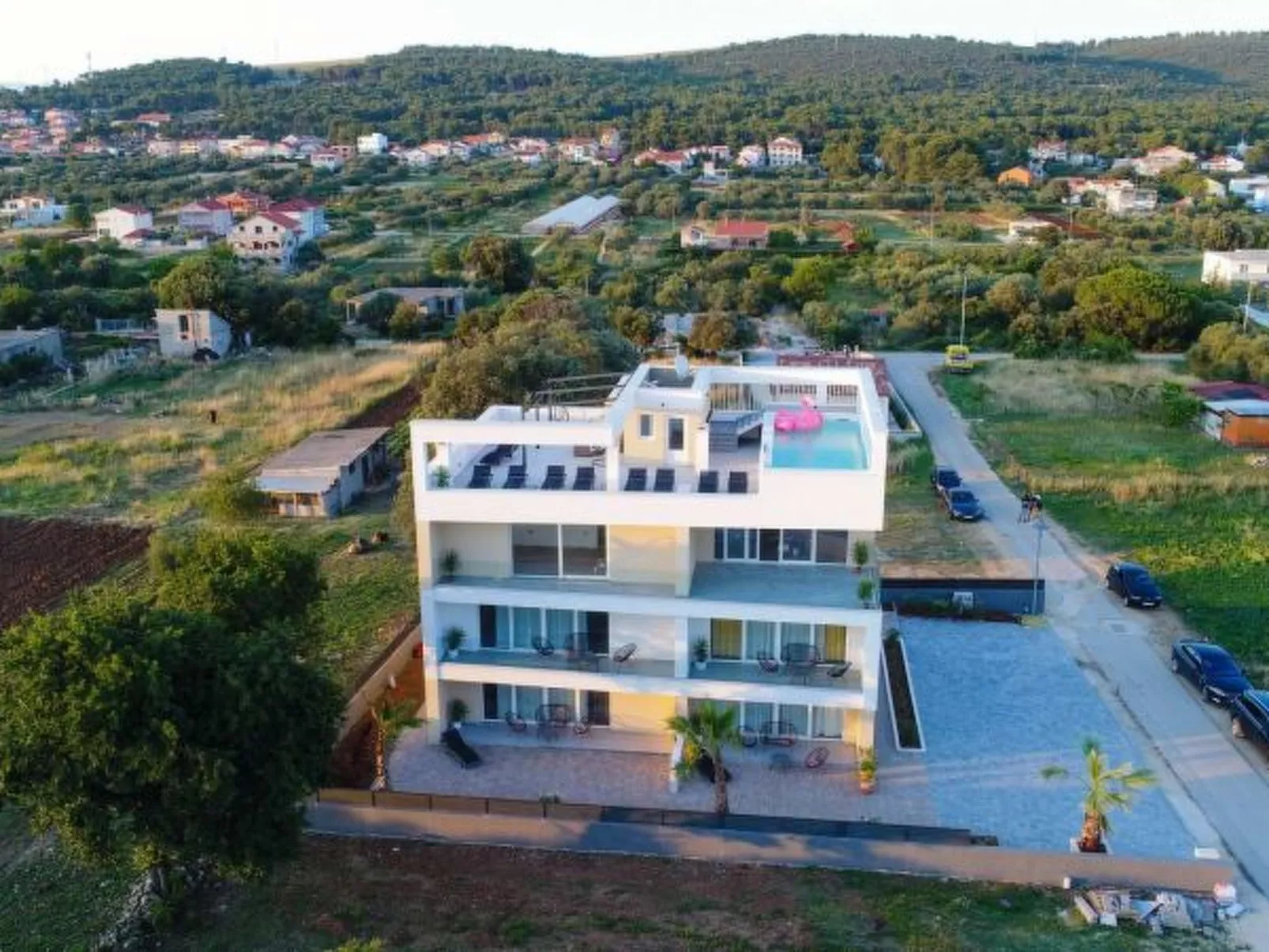 Villa La Perla Apt 4, 4+2 with heated rooftop pool - Image-tags.info