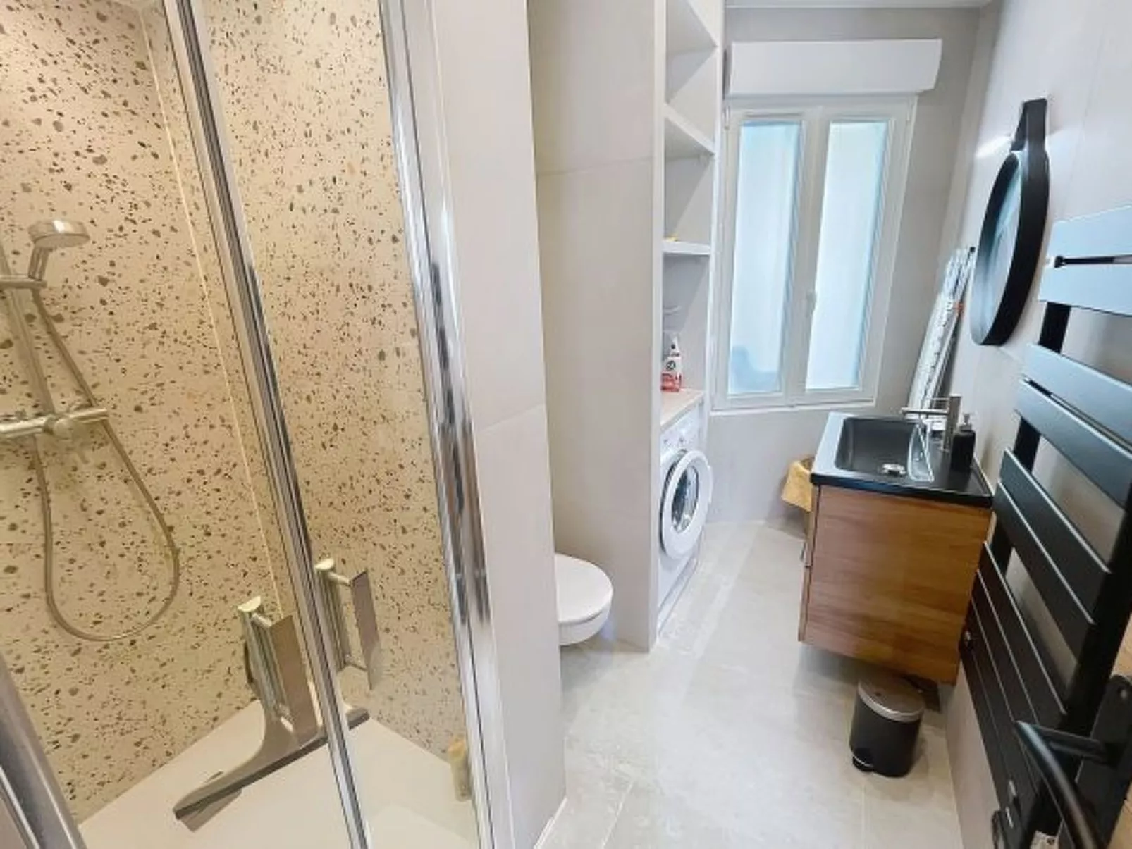 Lovely 1 bedroom Pasteur  246 - Image-tags.info