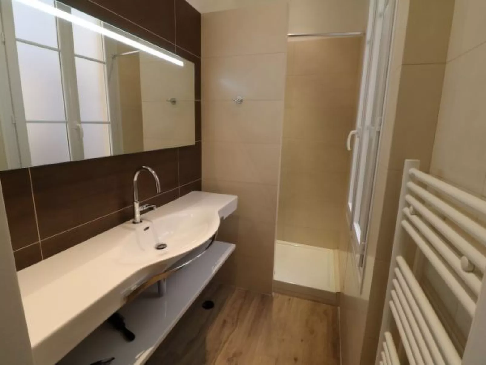 Luxury 3 bedroom Rue d'Antibes 410 - Image-tags.info