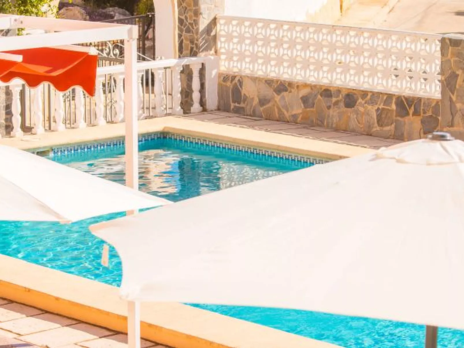 Villa Zelda - PlusHolidays - Image-tags.info