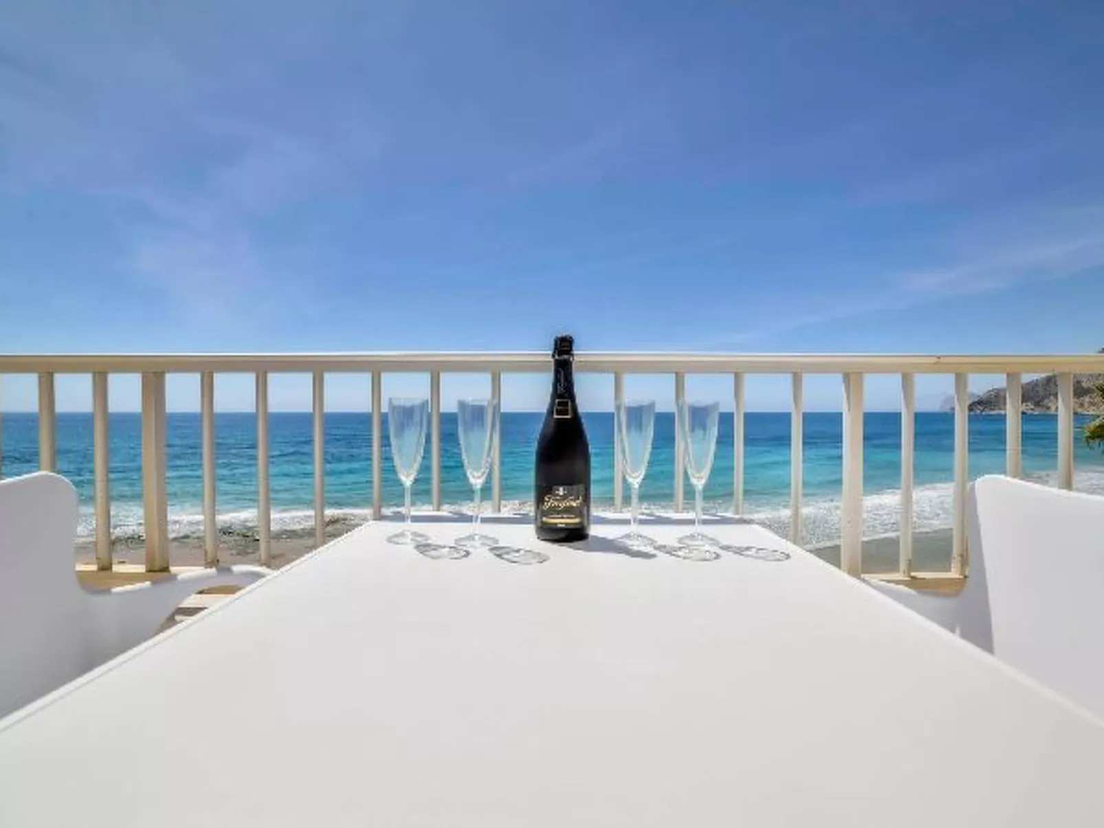 Apartment Capri - PlusHolidays - Image-tags.info