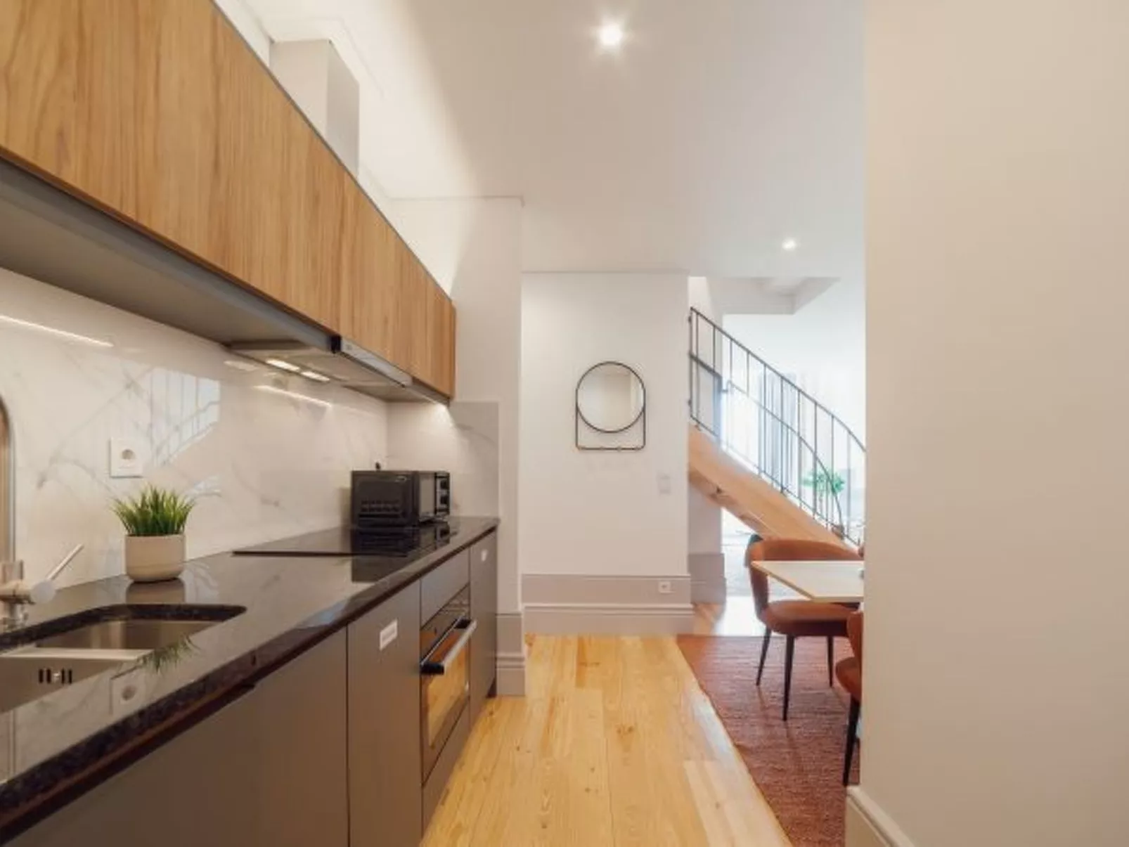 HEART OF PORTO APARTMENT F DUPLEX by VACATIONY - Inside