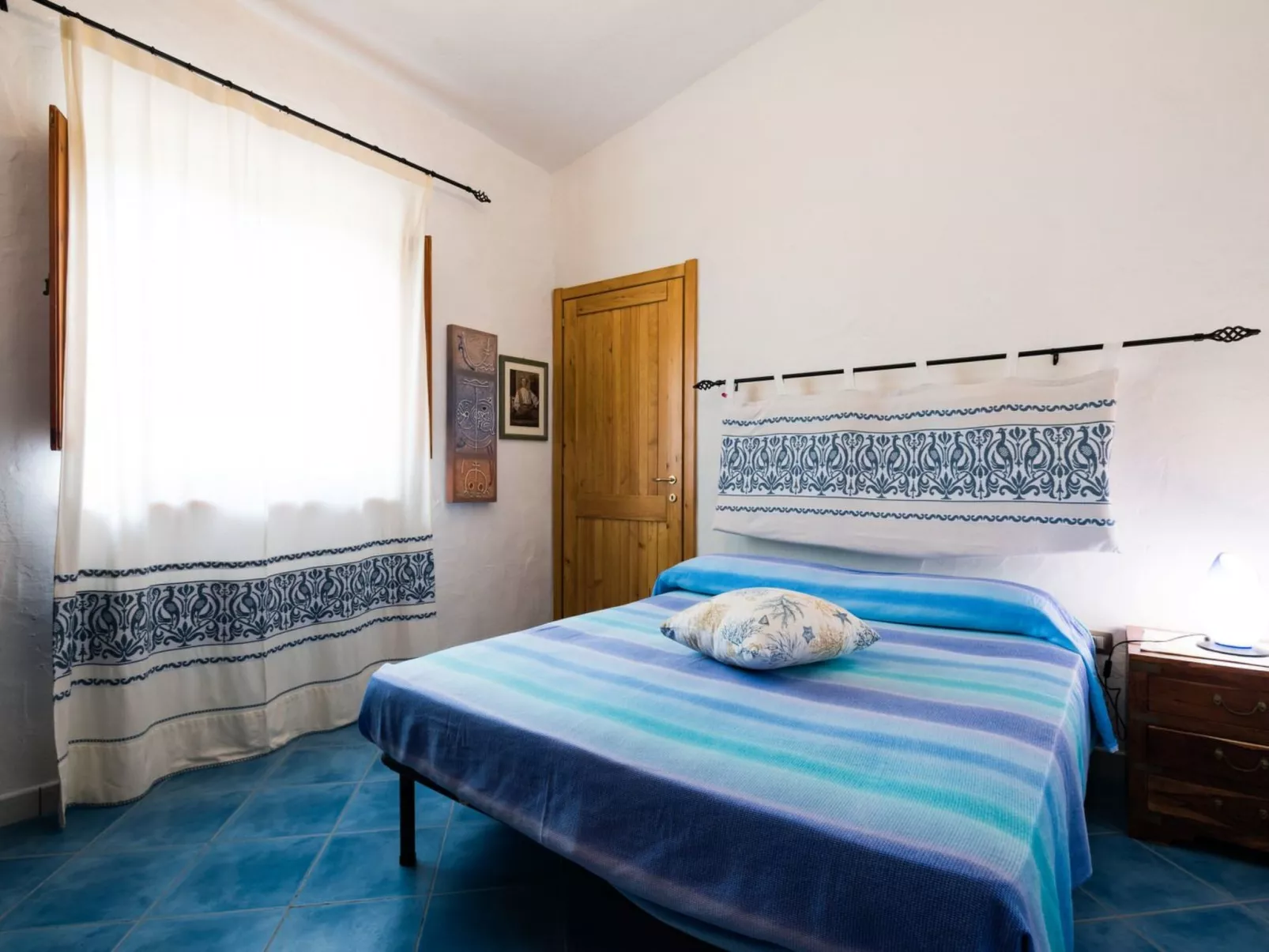 Haus in Calasetta mit Grill und Garten - Drinnen