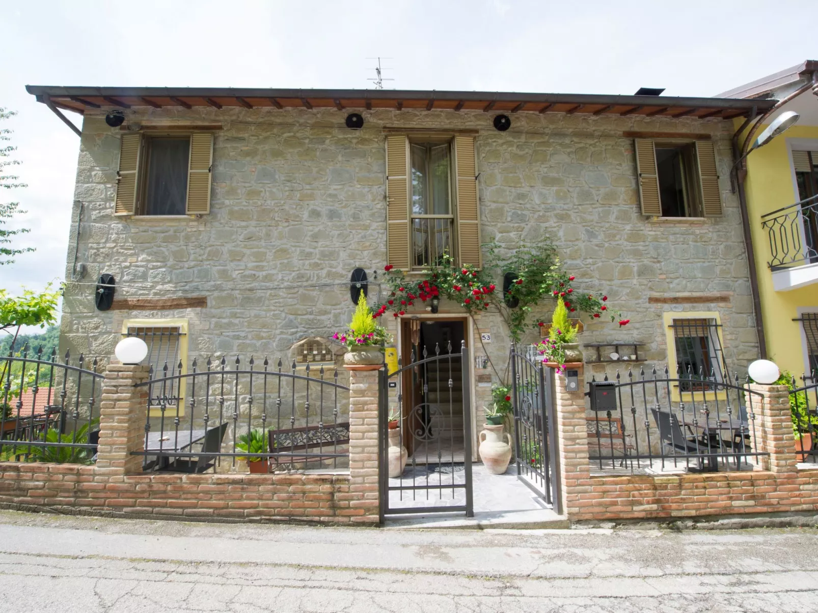 Ferienzimmer 'Flower Room - Draußen