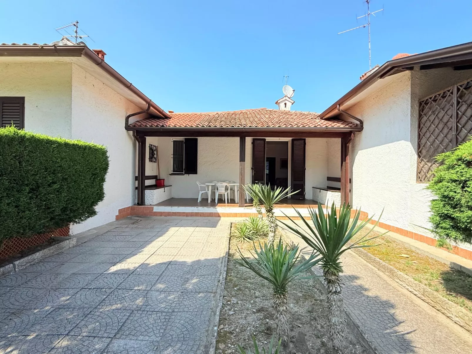 Gewächshaus im Erdgeschoss, 2 Gärten - Draußen