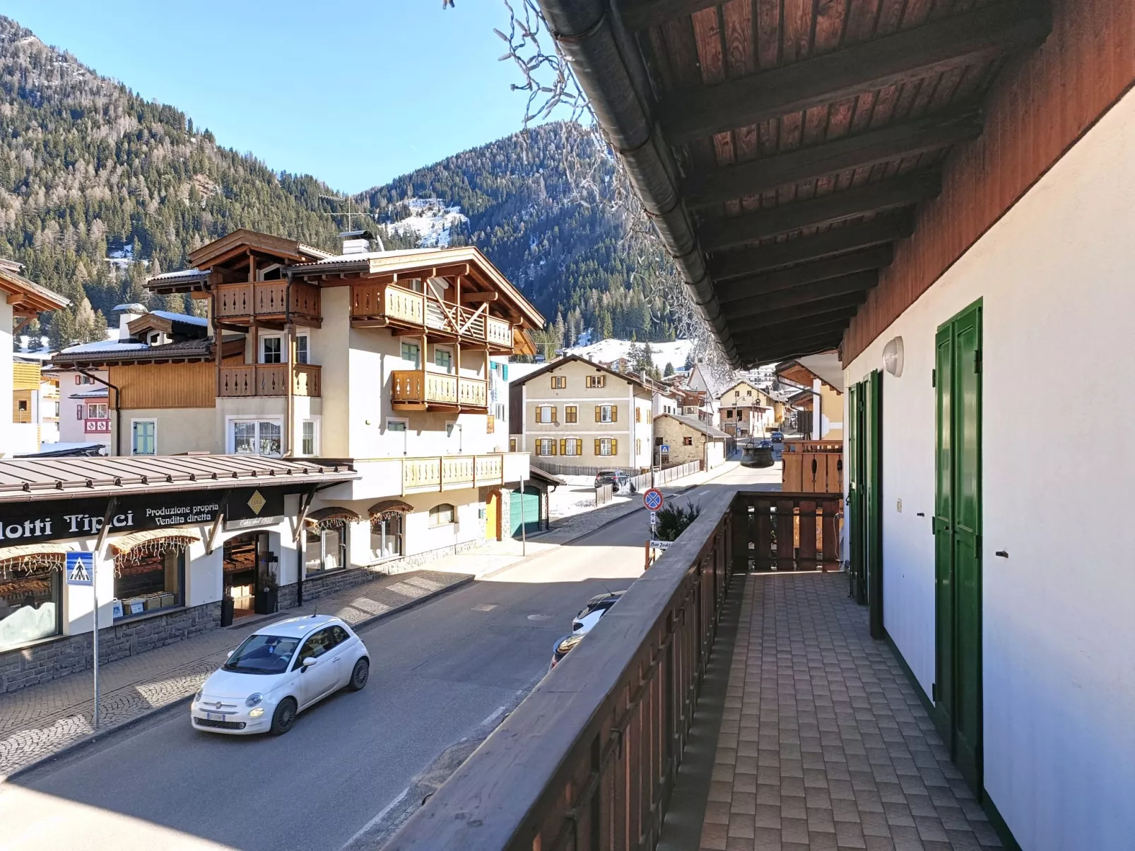 Cesa Marco - Outside