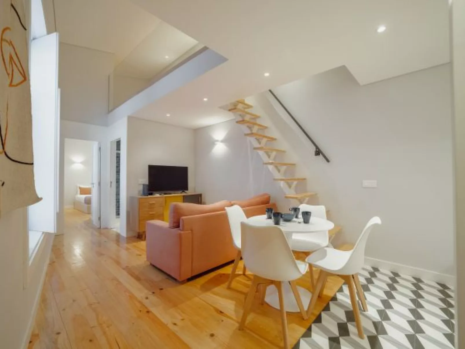 DOWNTOWN AMAZING DUPLEX by VACATIONY - Inside