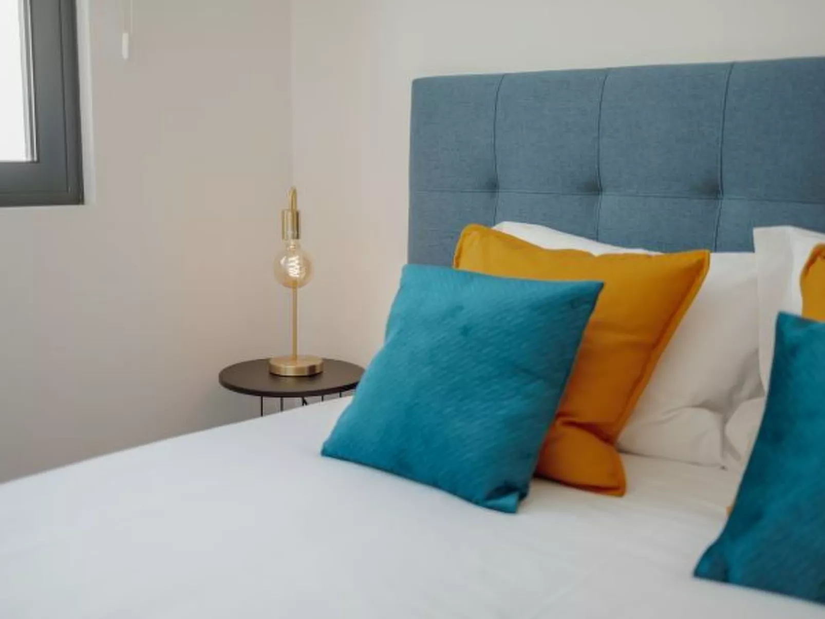 MODERN & STYLISH APARTMENT I by VACATIONY - Inside