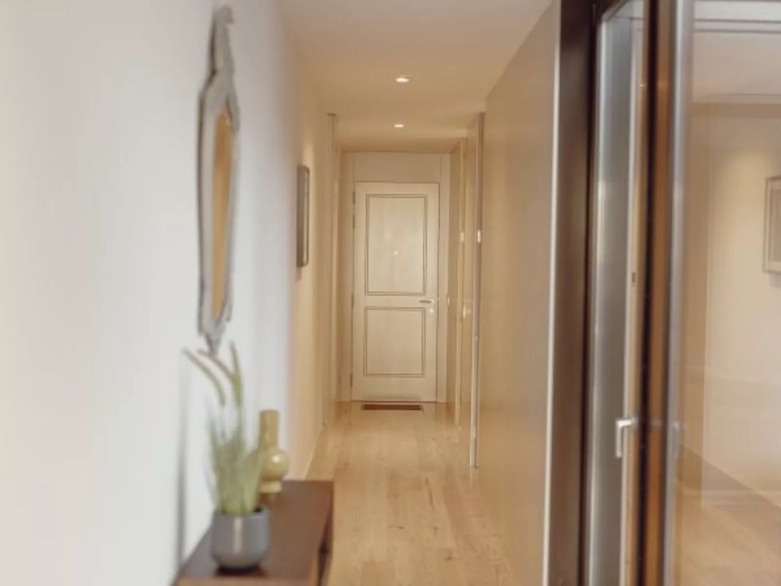 LEGACY OPORTO PREMIUM APARTMENT B by VACATIONY - Inside