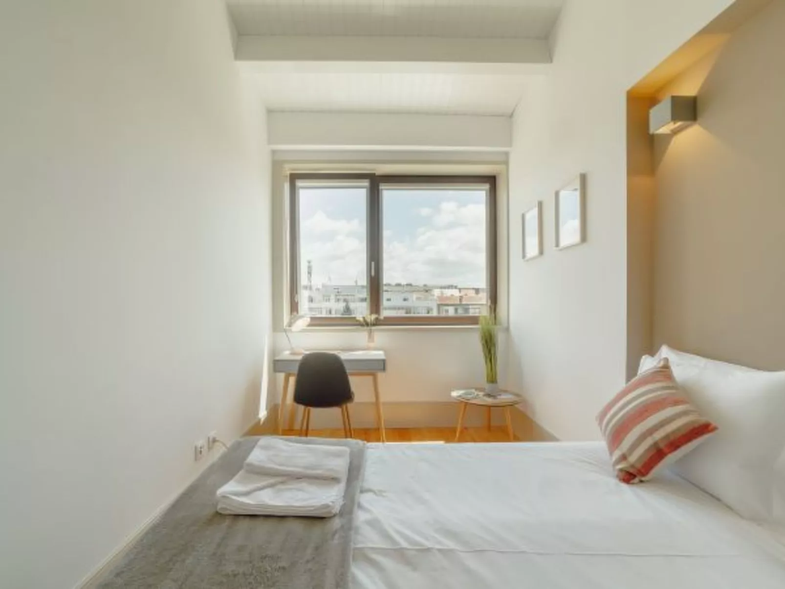 LEGACY OPORTO PREMIUM APARTMENT I by VACATIONY - Inside