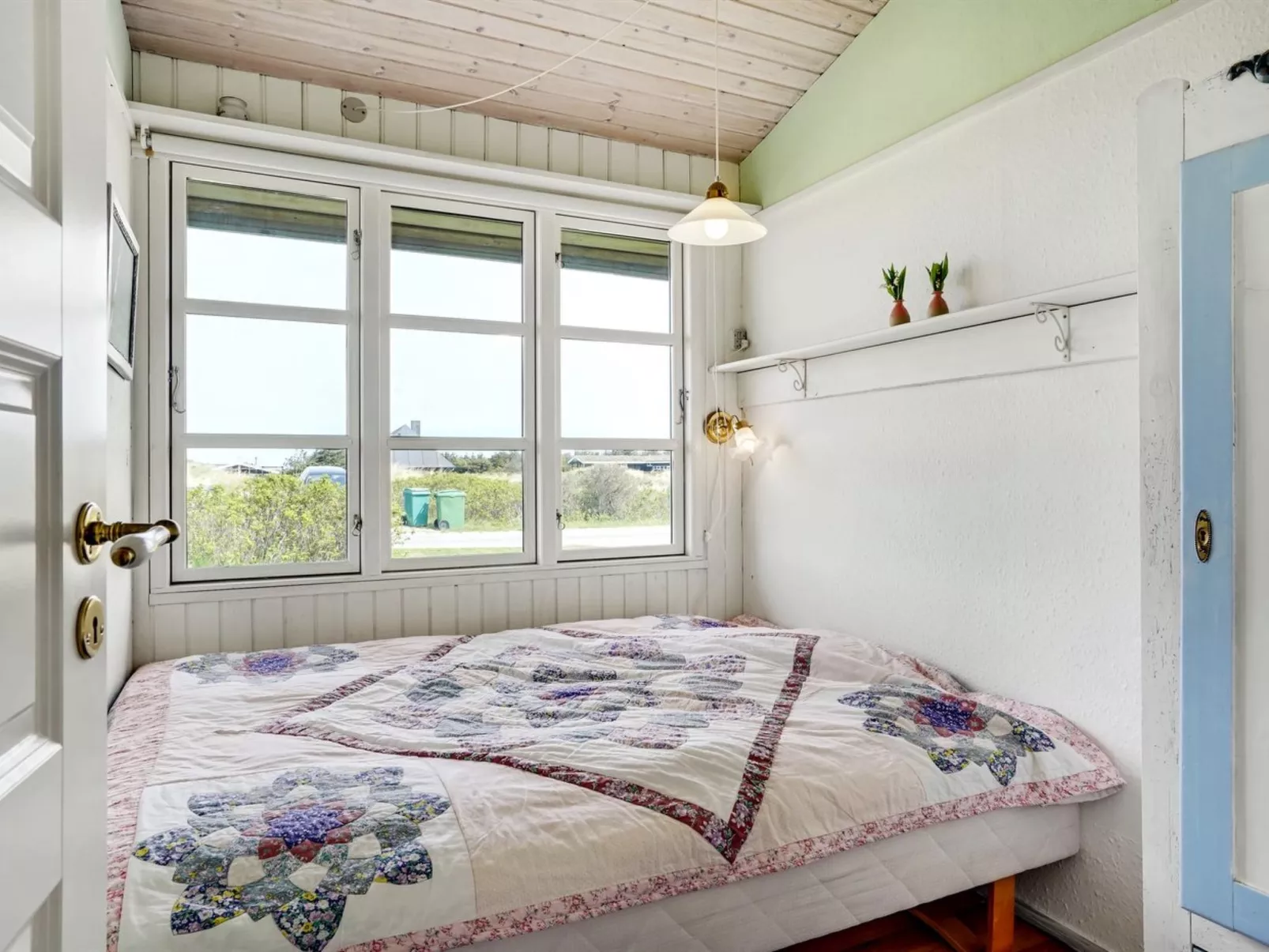 "Katri" - 500m from the sea - Inside