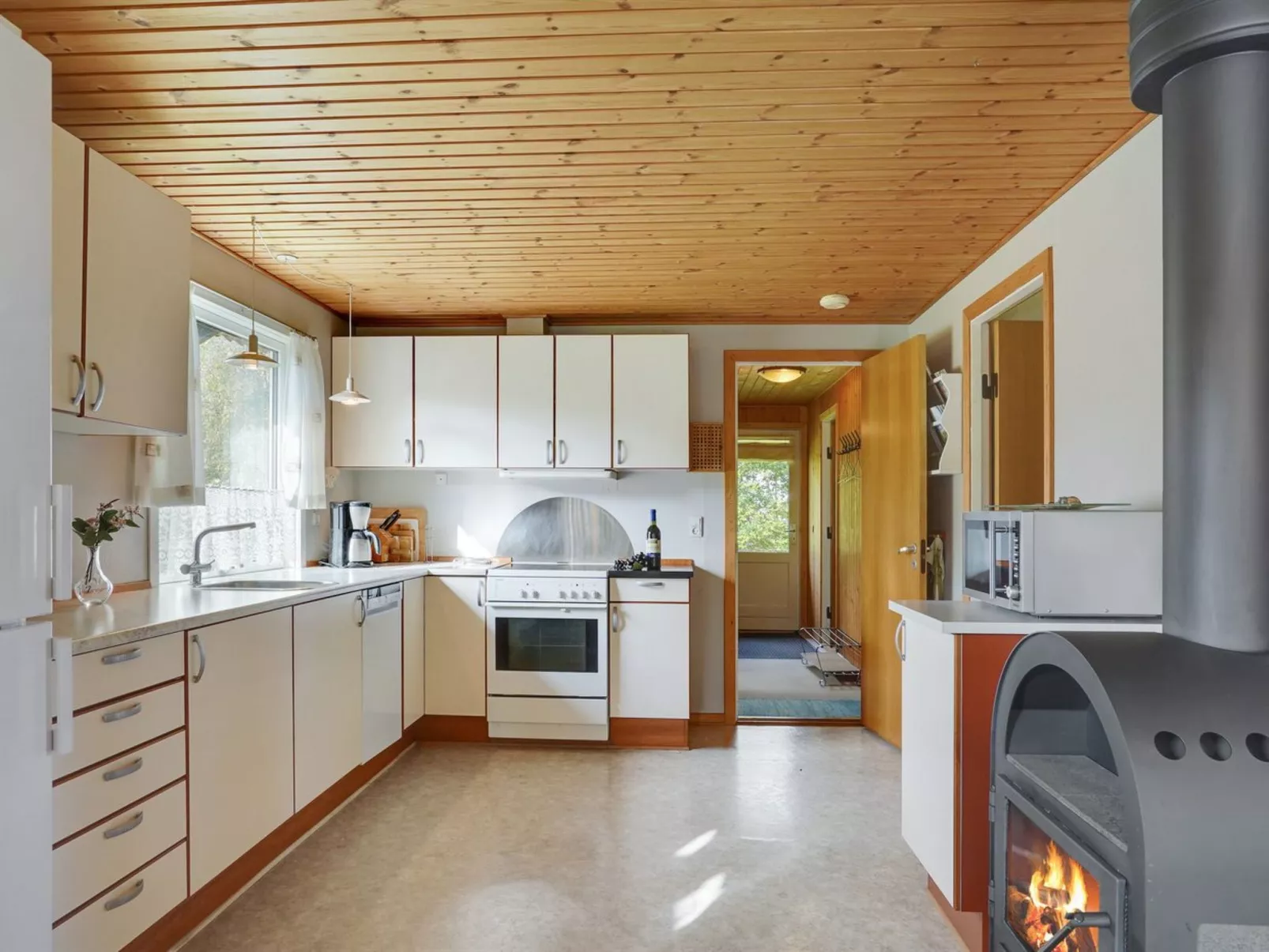 "Aswaldi" - 3.5km from the sea - Drinnen