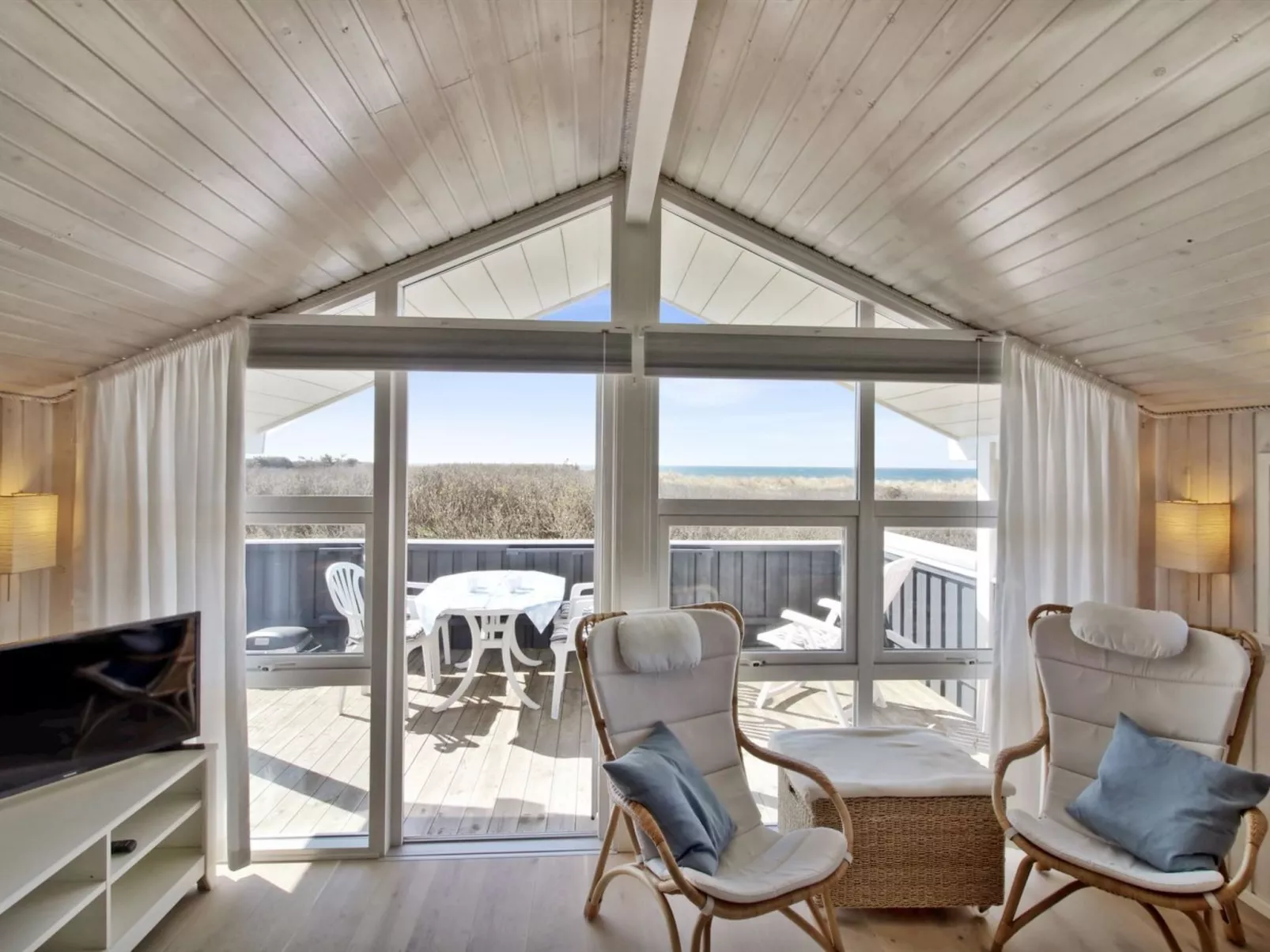 "Minka" - 58m from the sea - Inside