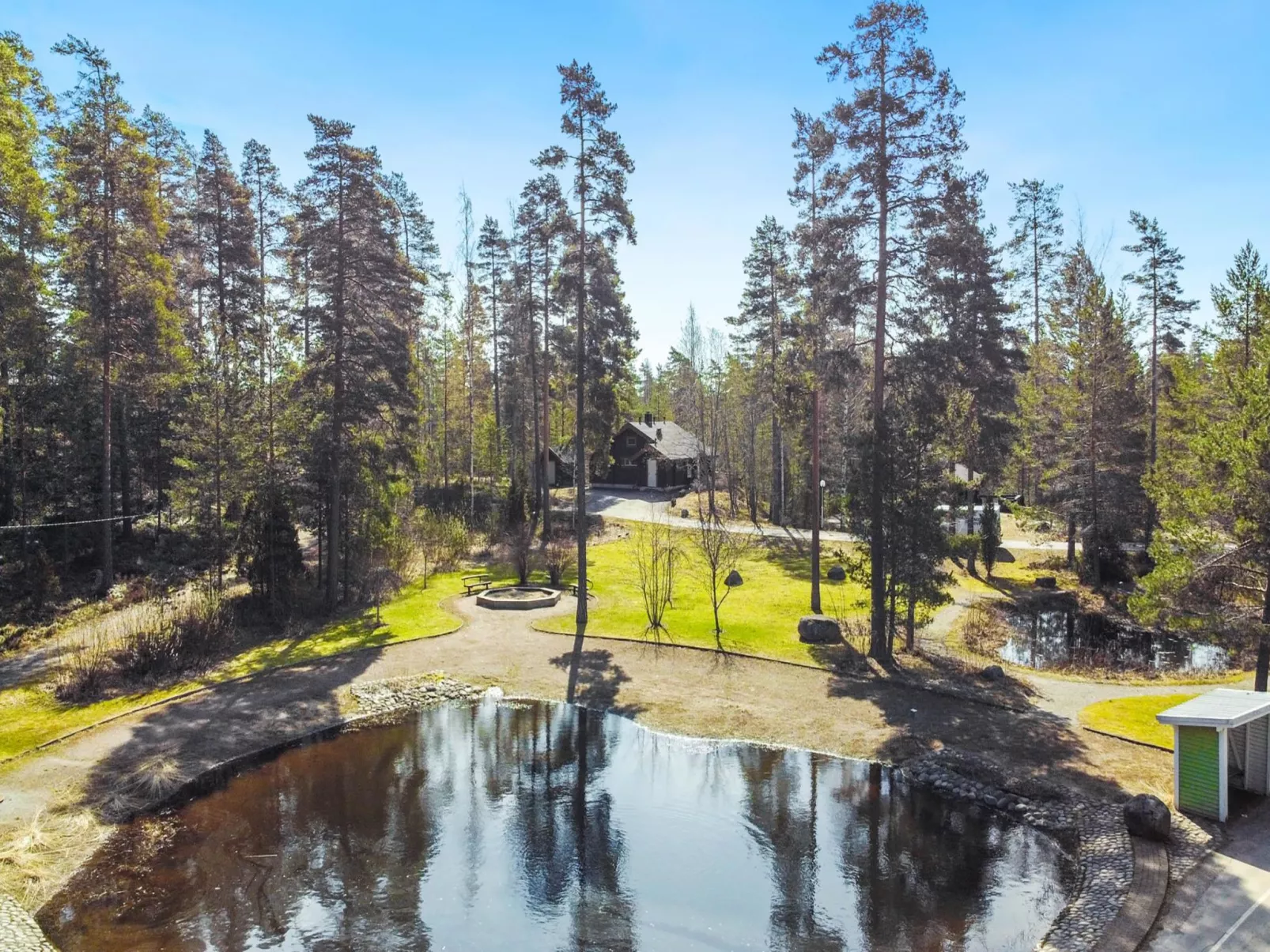 Villa virkeä - Inside