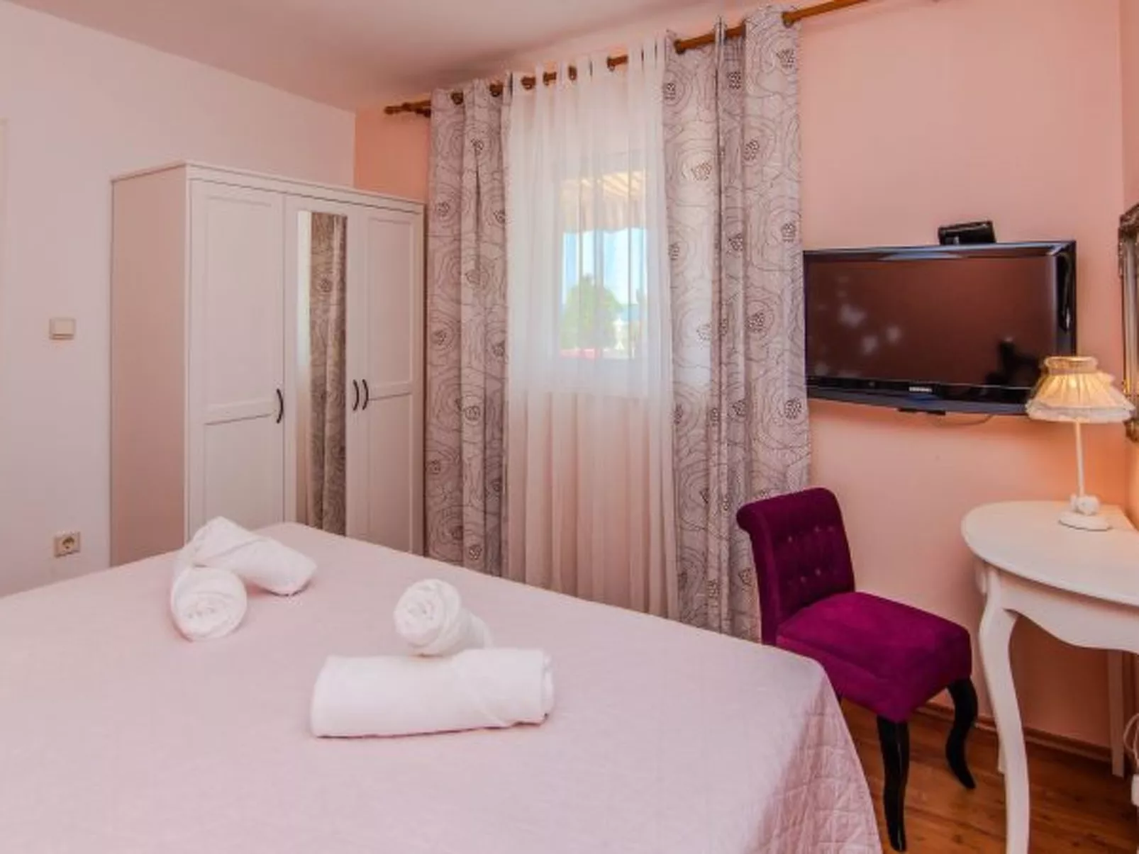 Rustical Villa VERDE with pool - Image-tags.info