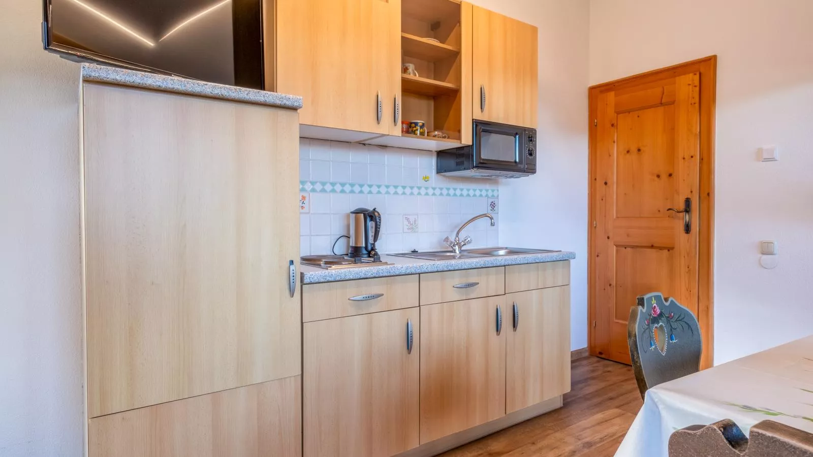 Appartement Brixnerwirt III-Kitchen