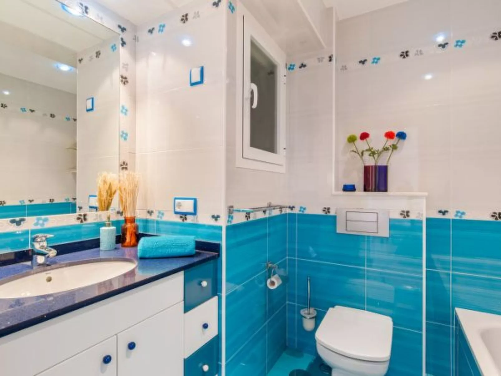 Apartament Pondarosa - PlusHolidays - Image-tags.info