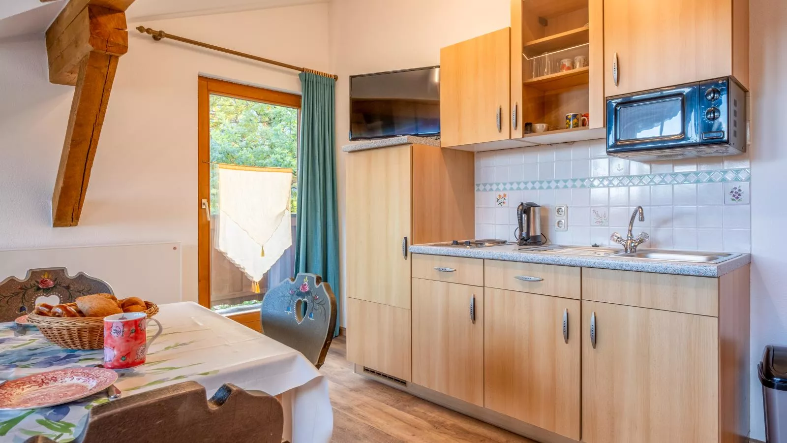 Appartement Brixnerwirt III-Kitchen