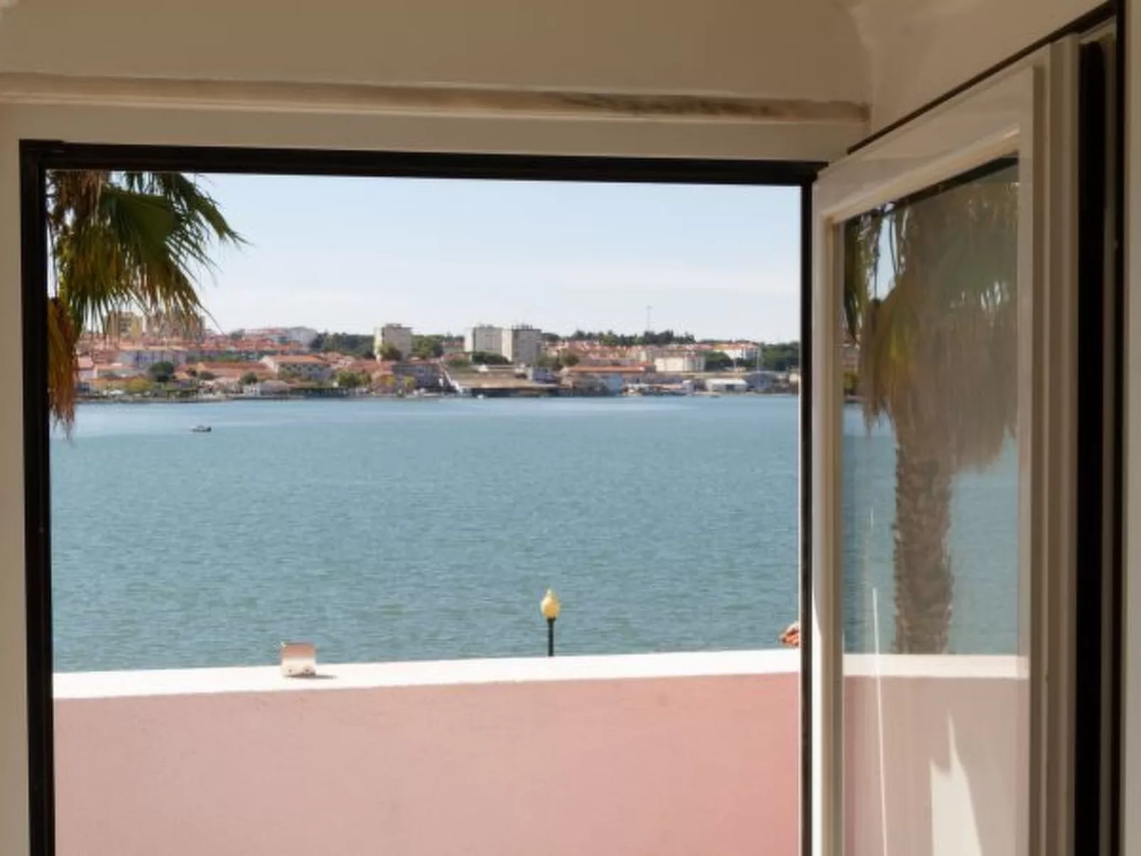 Seixal Bay Apartments - Loft - Outside