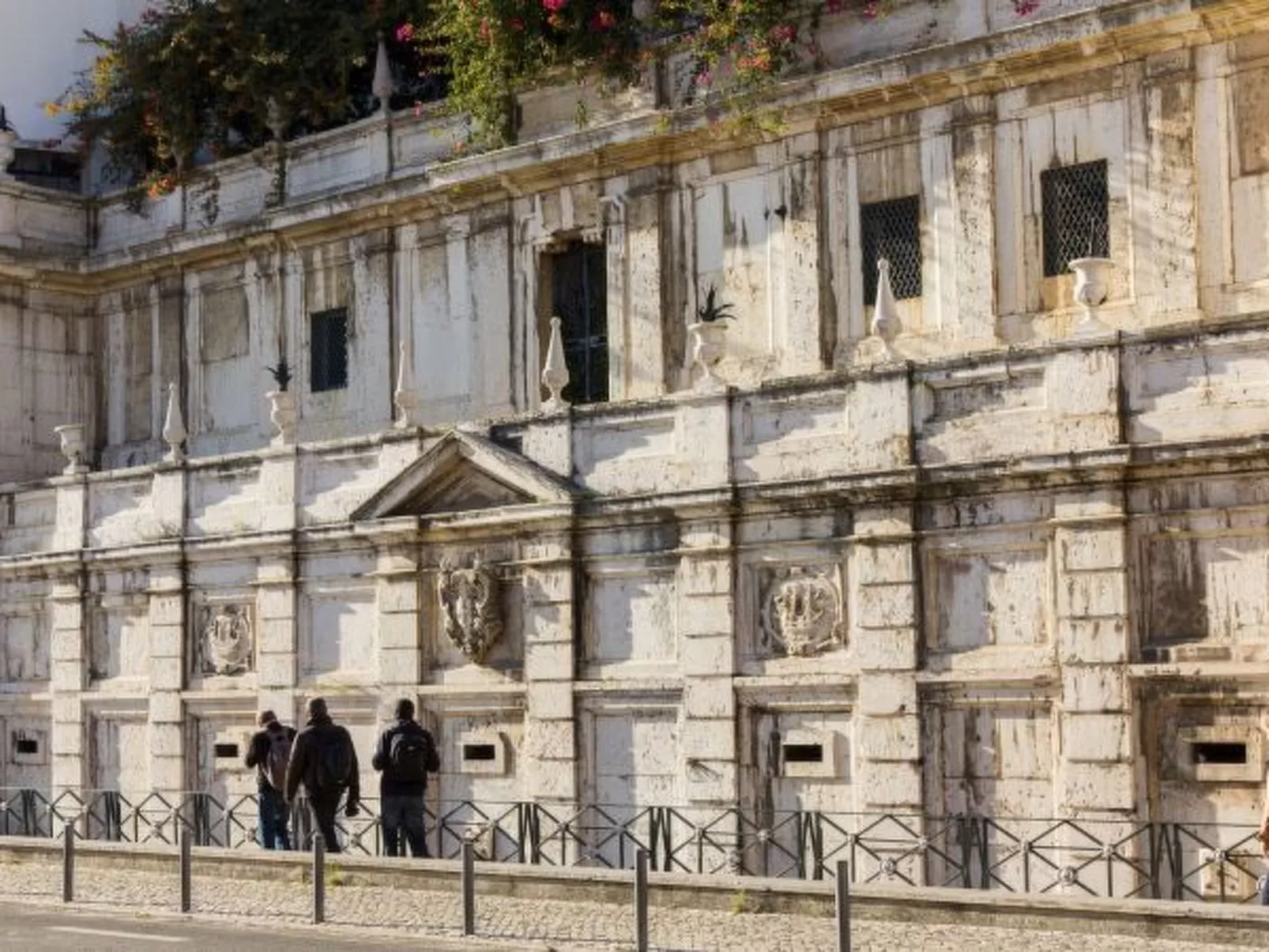 Alfama District Apartments - Santiago - Outside
