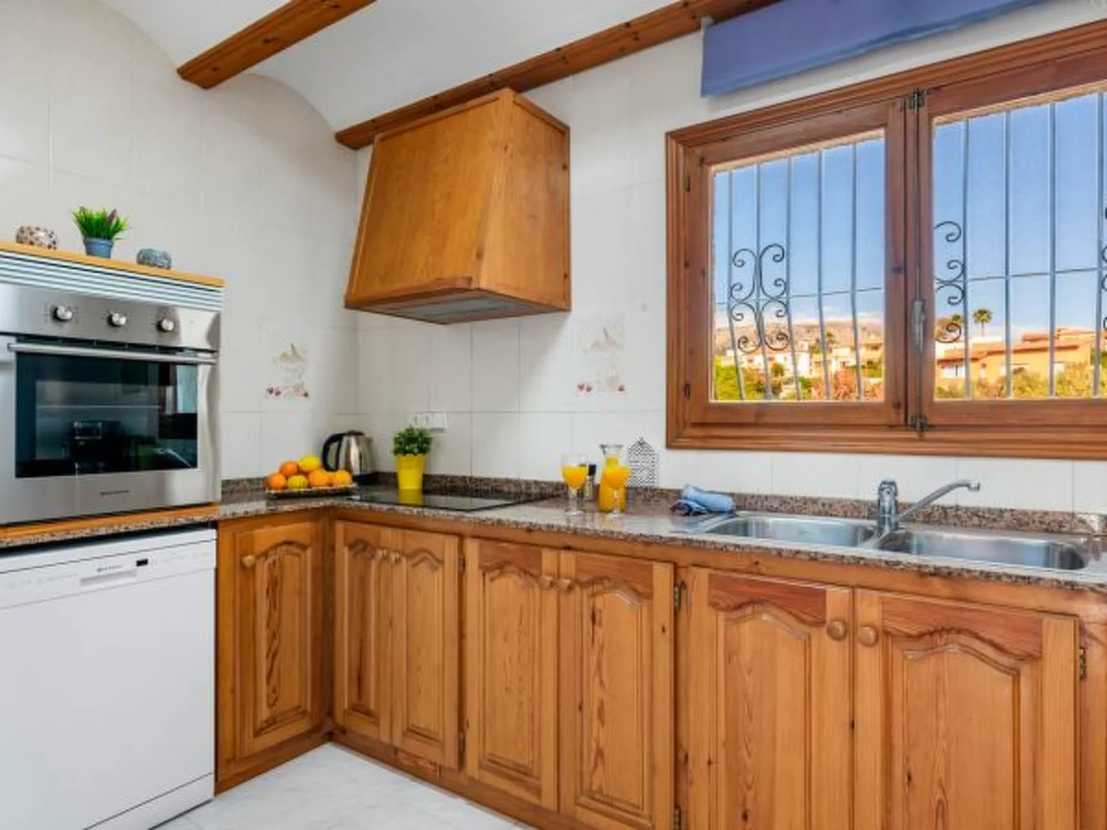 Villa Agudin - PlusHolidays - Image-tags.info