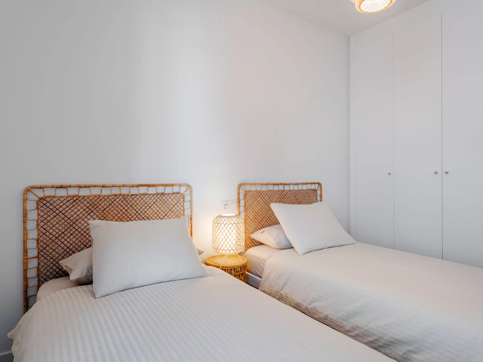 Marina Real III - Inside