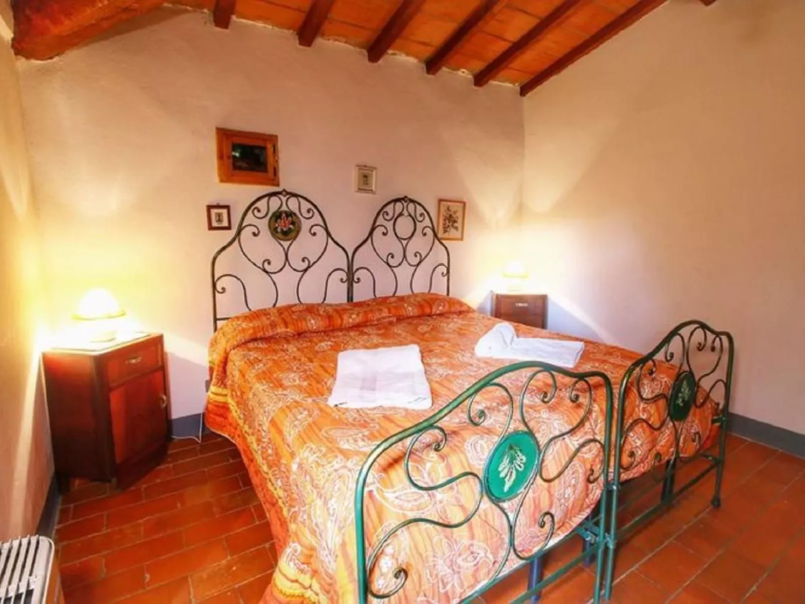 Le Corniole mit Pool, Jacuzzi und Grill - Image-tags.info