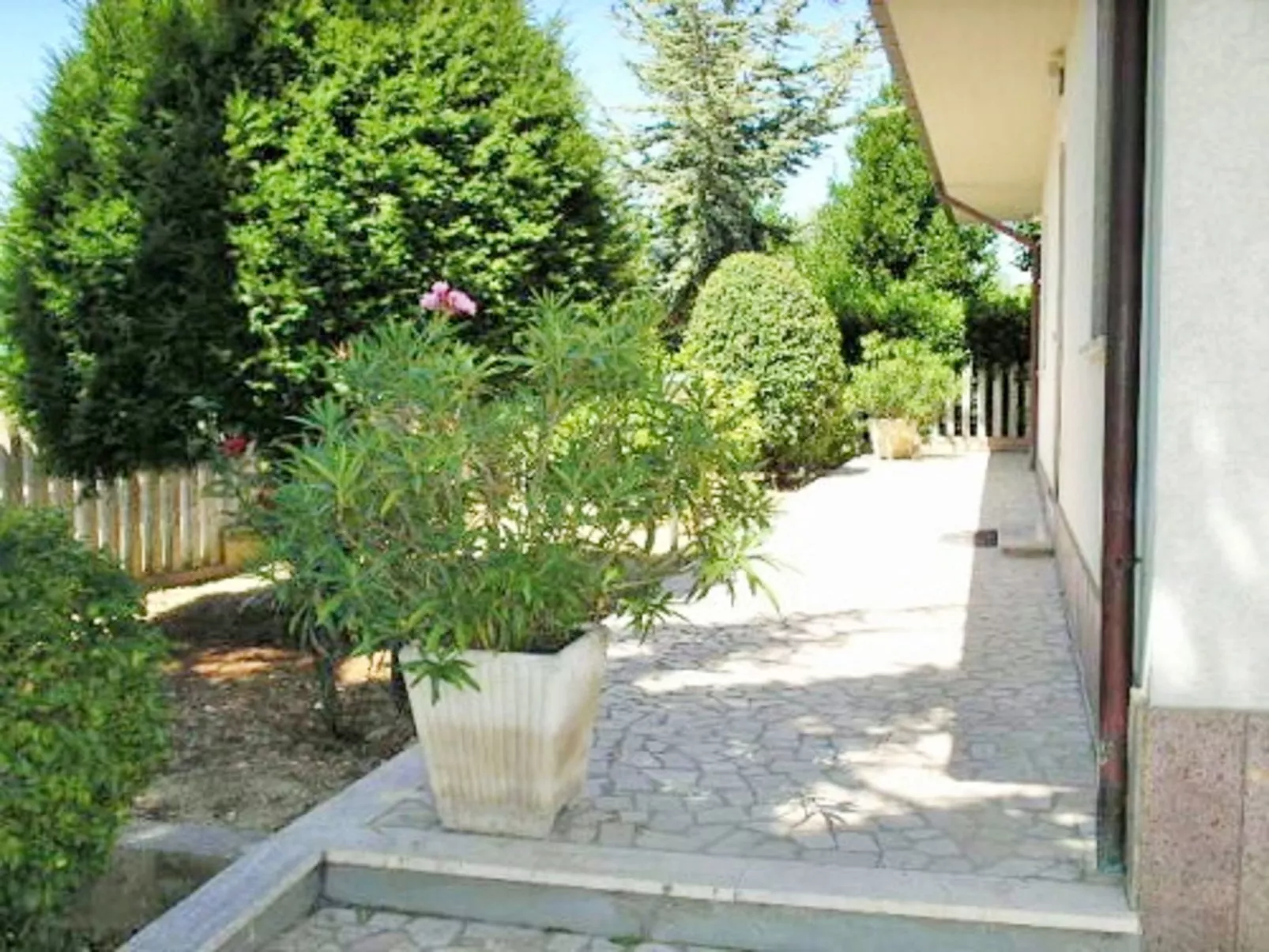 Code AL1 "Villino Colle Nasone" - Dehors