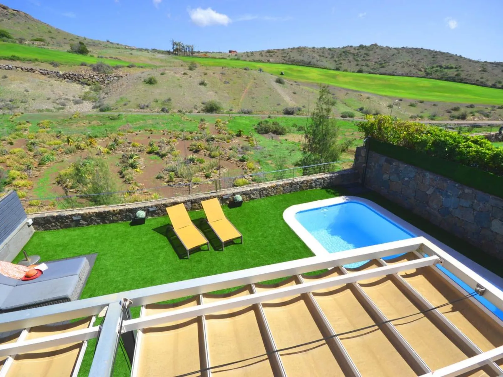 Villa für 4 Personen mit Schwimmbad und balinesi - Draußen