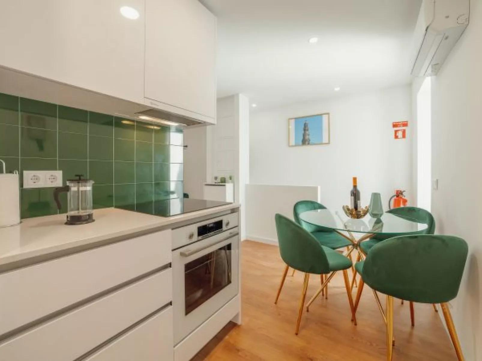 LAPA STYLISH APARTMENT B WITH TERRACE by VACATIONY - Drinnen