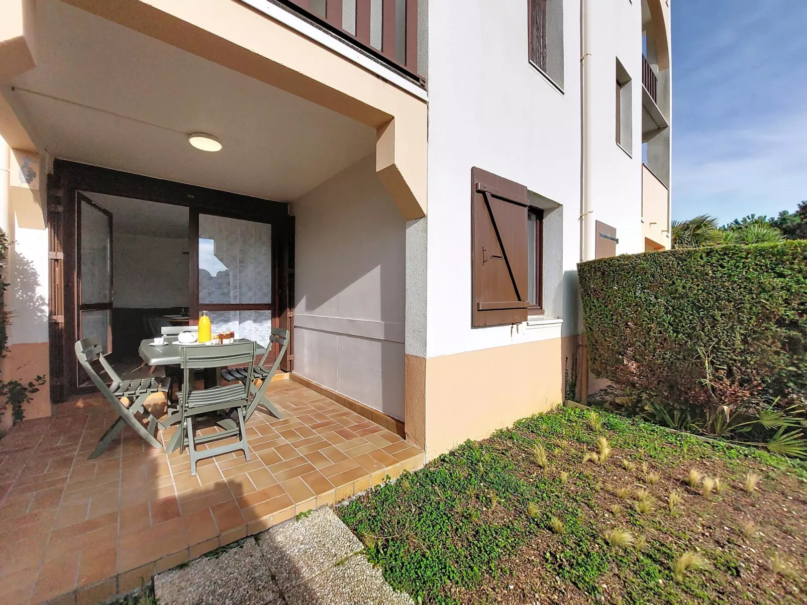 Les Balcons de l'Atlantique - Outside