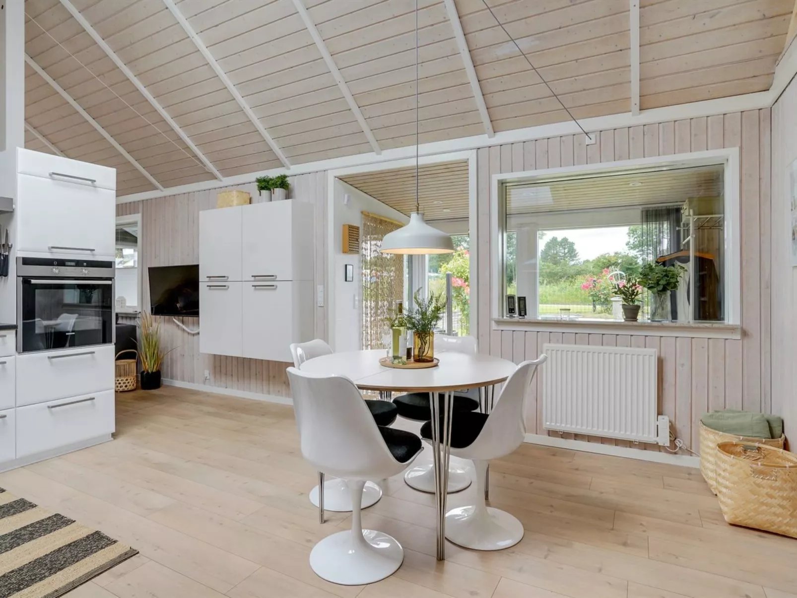 "Kei" - 75m from the sea - Drinnen