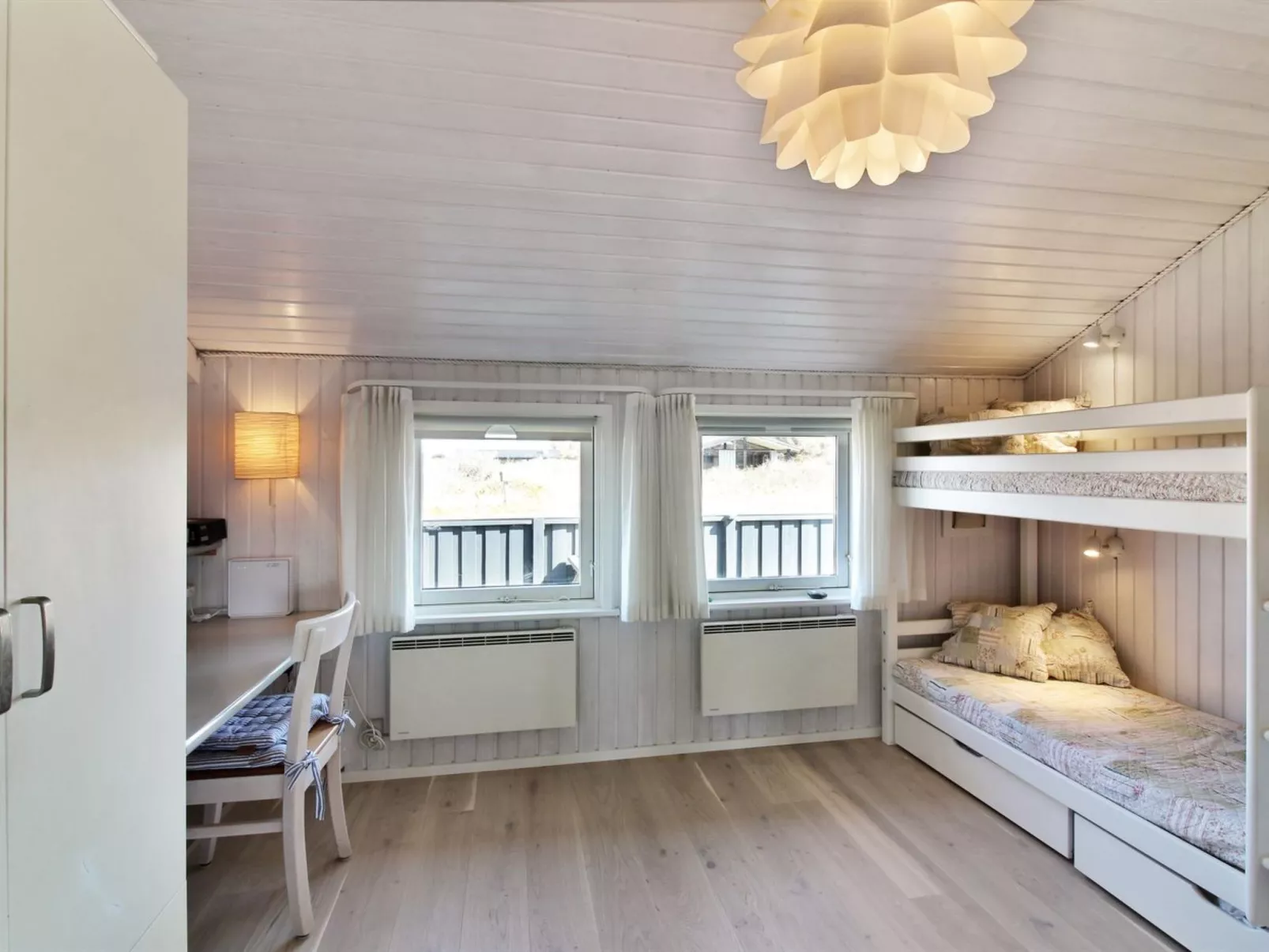 "Minka" - 58m from the sea - Inside